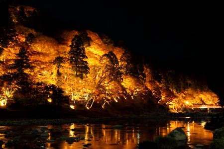 夜まで残っててよかった。 夜まで残っててよかった。
